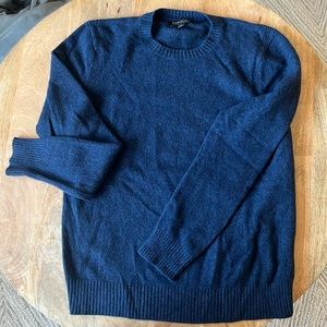 EUC Banana Republic Men’s Italian Yarn sweater size L